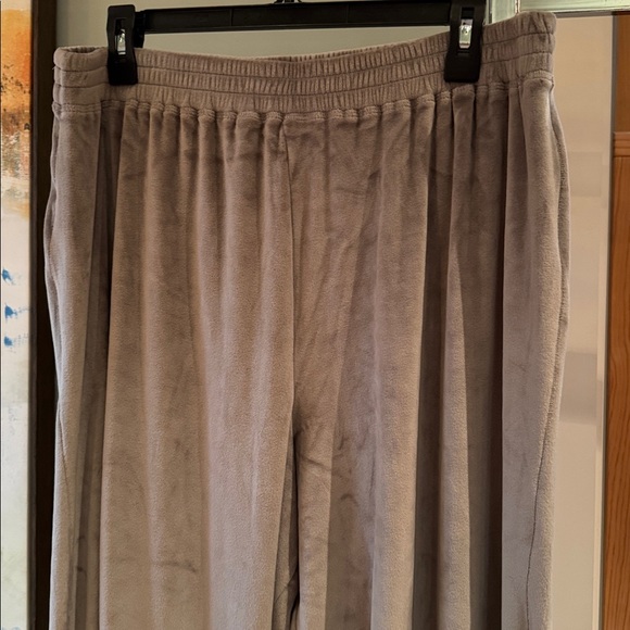 SKIMS Velour Wide Leg Lounge Pant elastic waist Women’s SIze XL. EUC Smoke - Picture 4 of 5